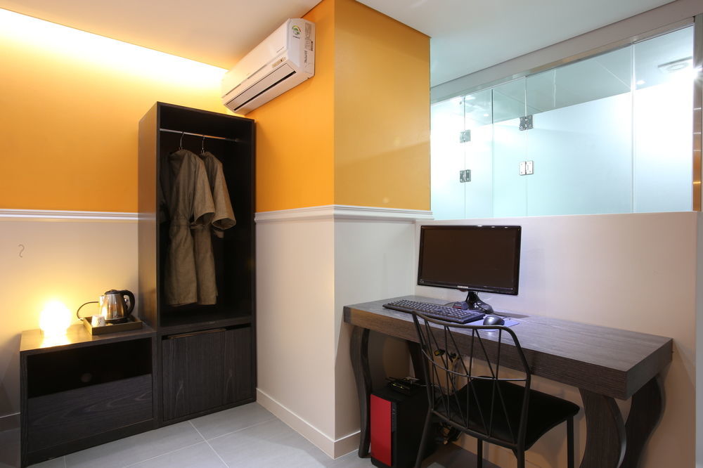 Lexy Hotel Seul Esterno foto